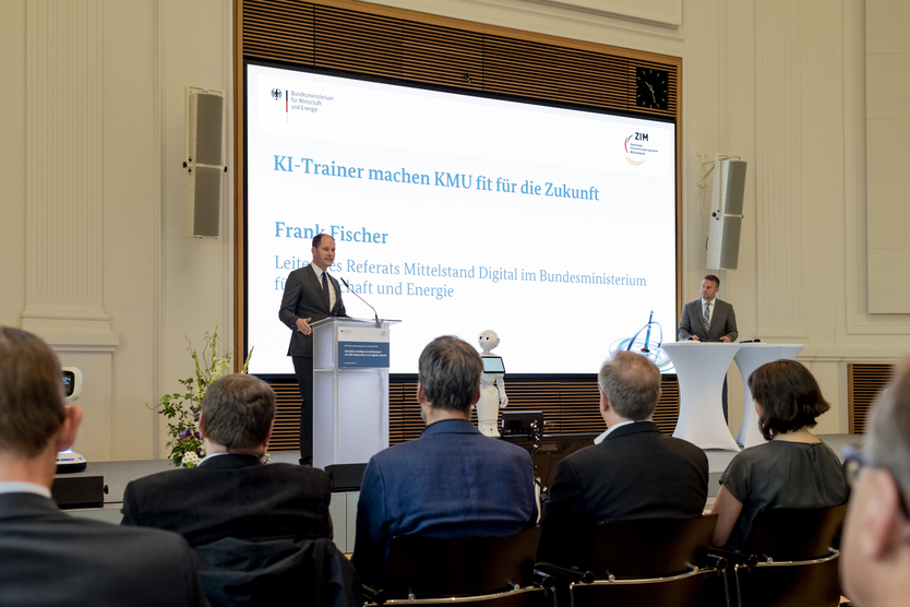 Frank Fischer (BMWi) auf der ZIM-Netzwerkjahrestagung 2019